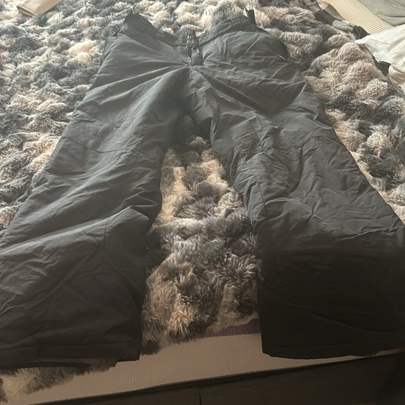 Snow pants - Picture 2 of 3